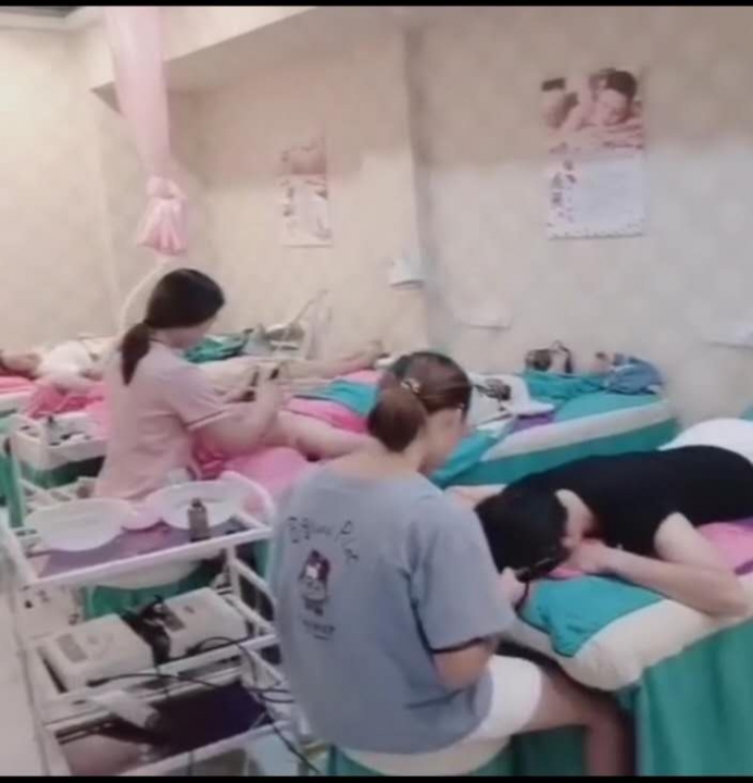 绮丽美容院 掌上石阡
